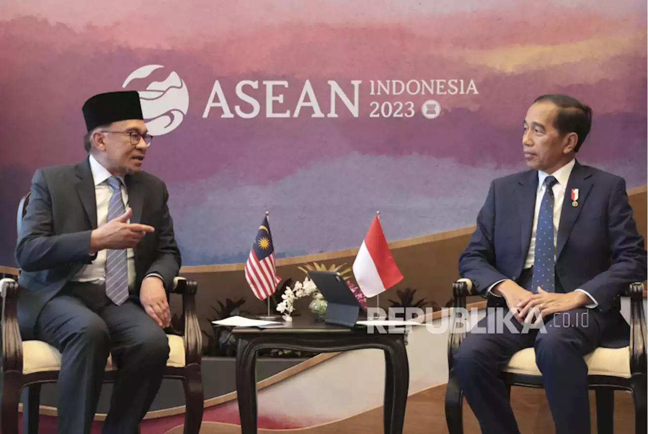 Bertemu PM Malaysia dan Laos, Jokowi Bahas Pekerja Migran dan Perdagangan Manusia |Republika Online