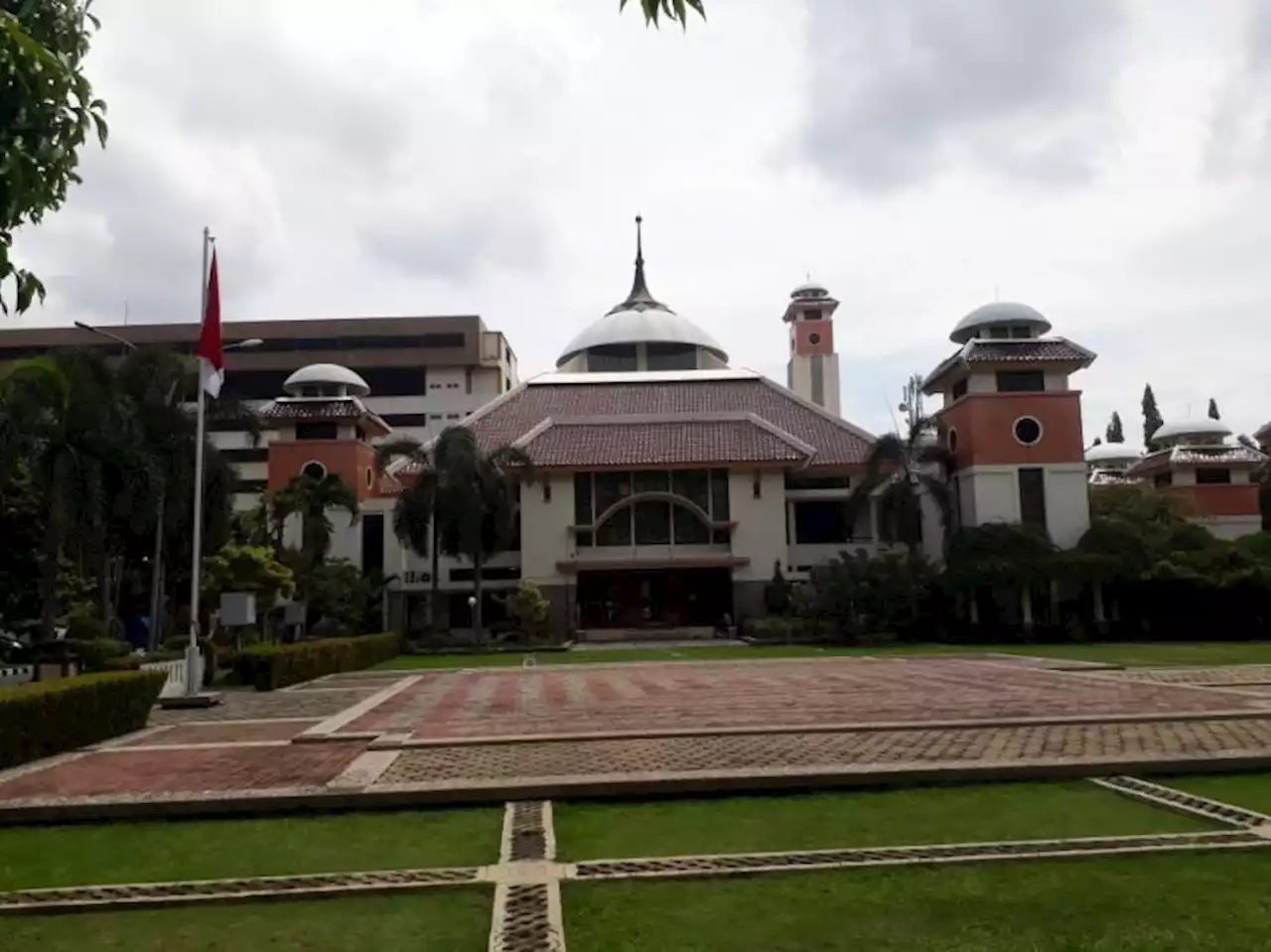 Tokoh: Ada Segelintir Orang  Berupaya Gagalkan Pembangunan Masjid Agung Depok |Republika Online