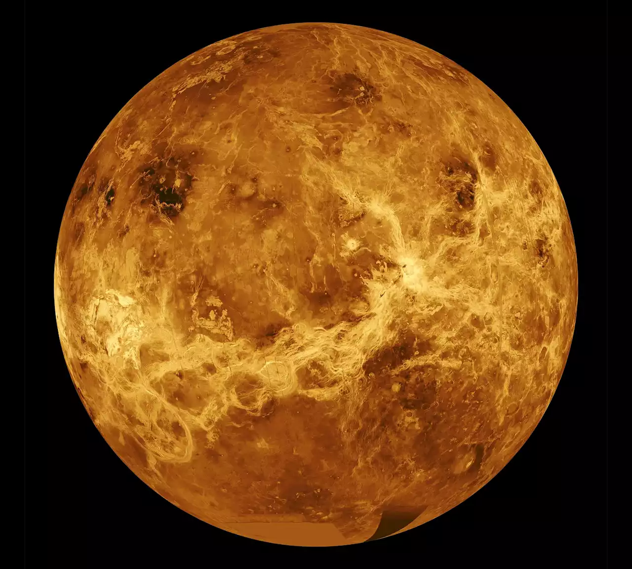 We Asked a NASA Scientist: Why is Venus Called Earth's Evil Twin?