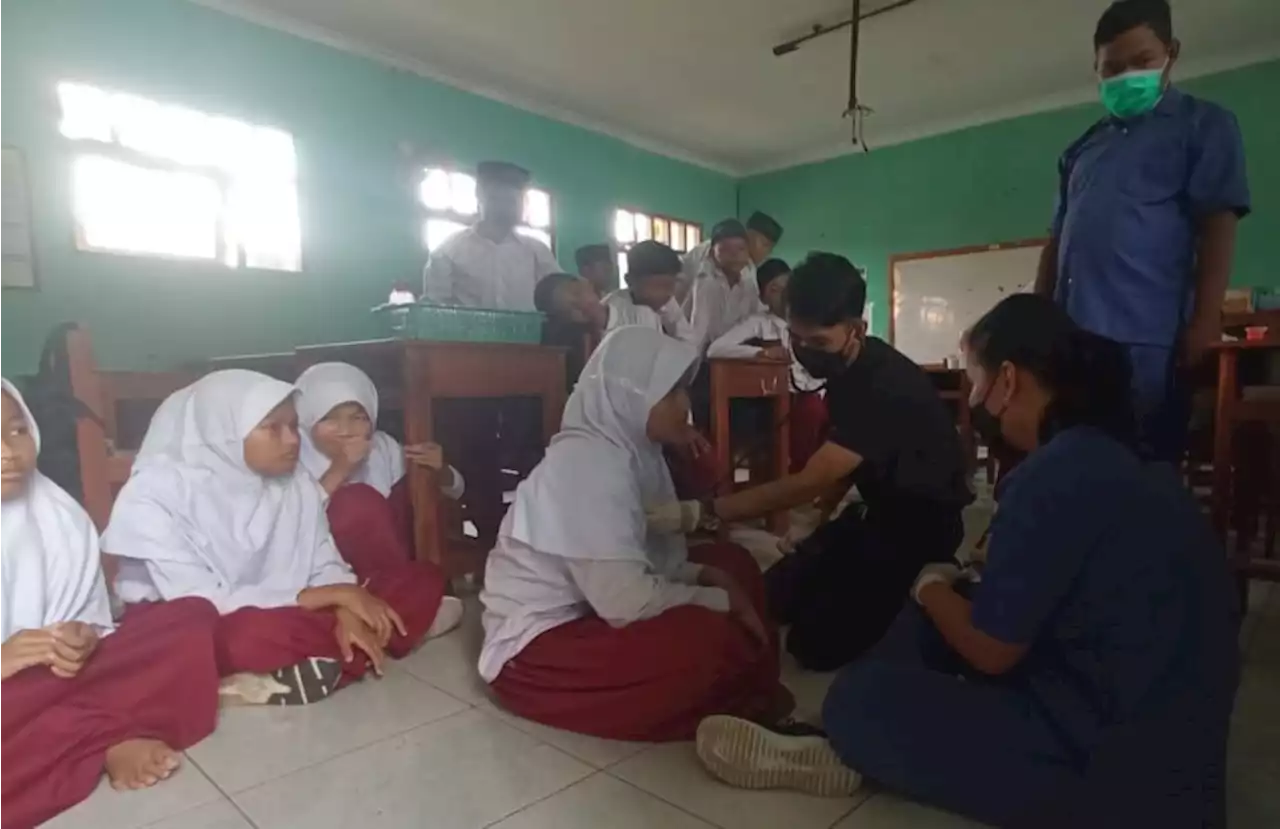 Puluhan Siswa di Imogiri Keracunan Makanan Program Makan Sehat Sekolah