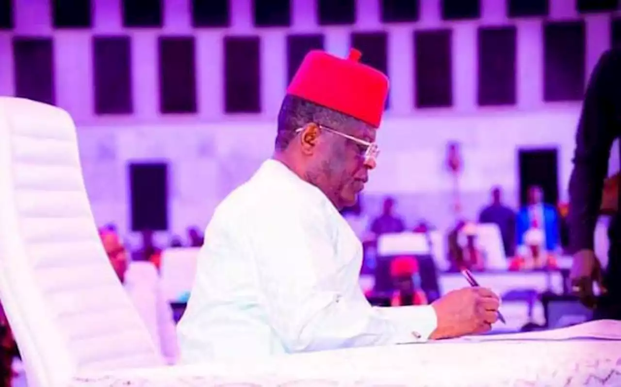 Umahi swears in four new commissioners — 20 days before leaving office | TheCable