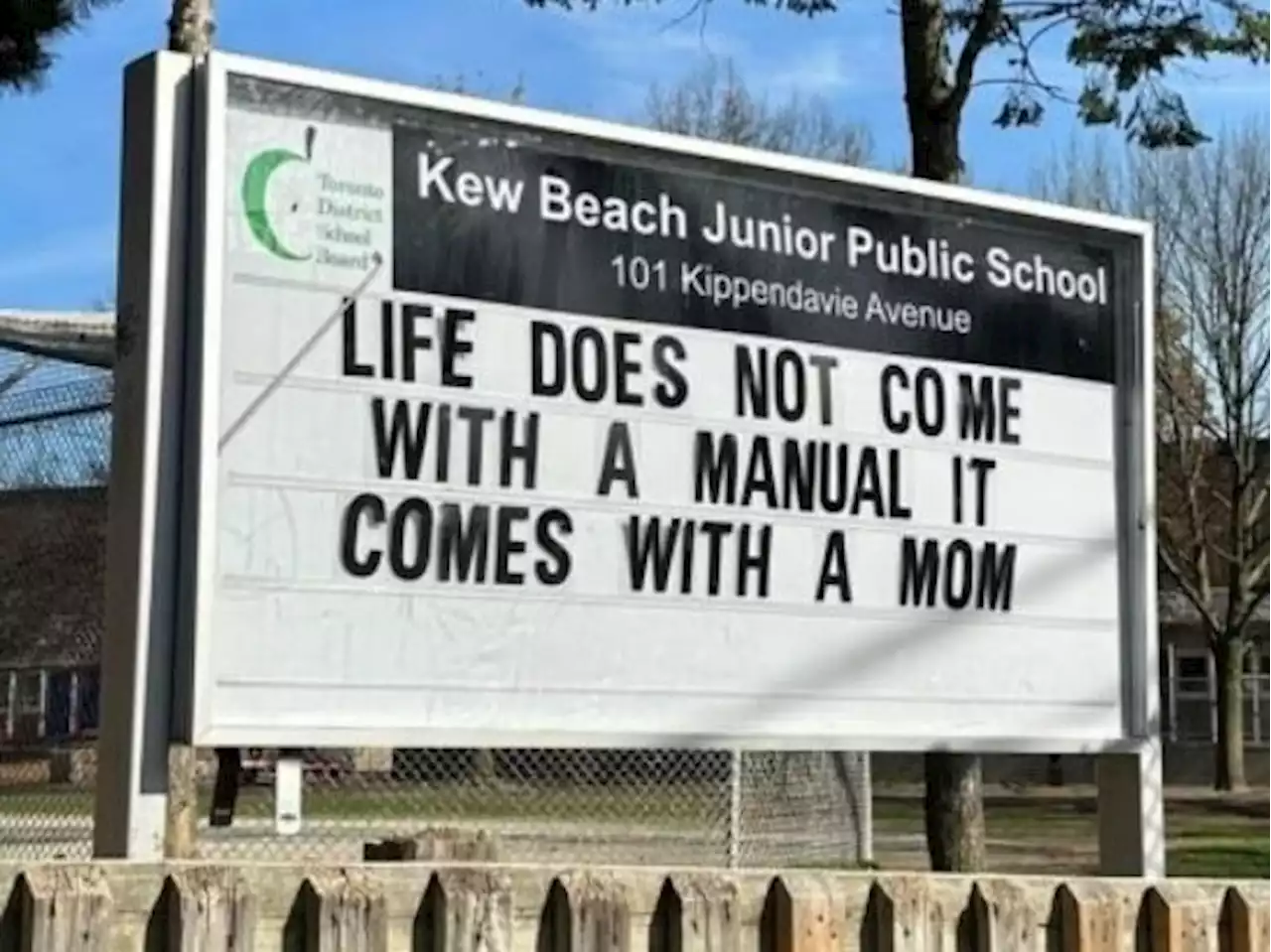 Parents rip 'harmful' Mother's Day message at Kew Beach school