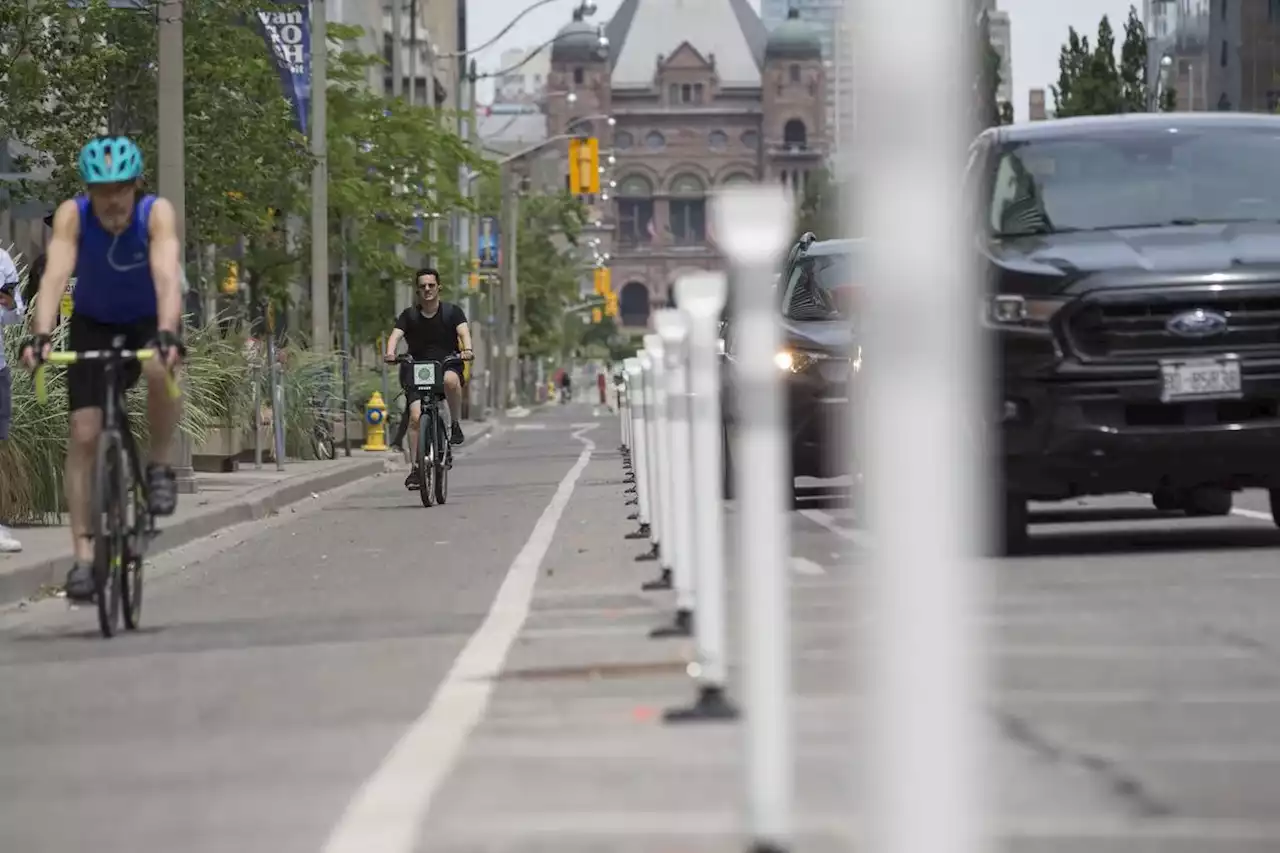 ‘That’s stupid’: Mayoral candidates clash over what to do about Toronto’s bike lanes