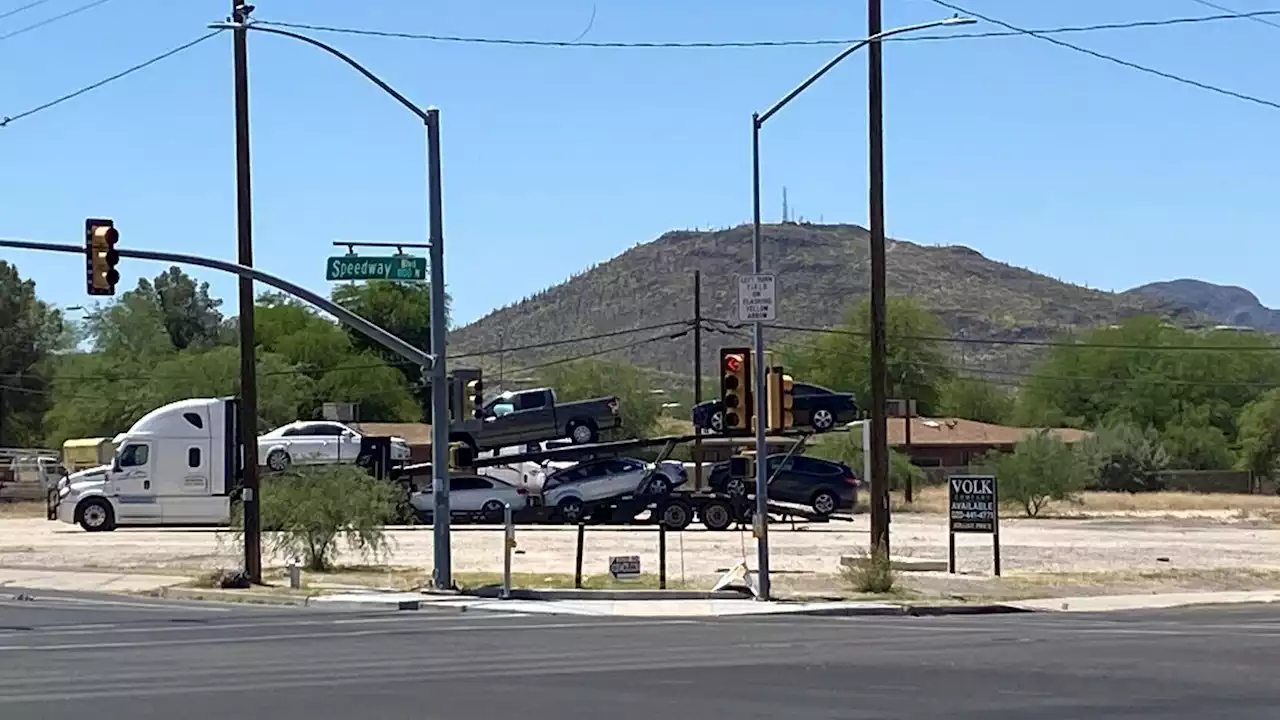 Smoothie shop, gas station coming to Tucson's west side