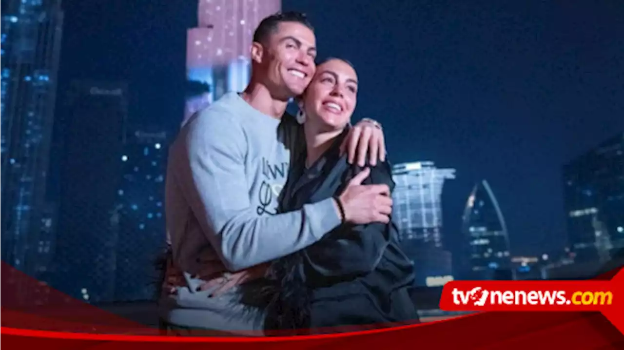 Saking Cintanya dengan Cristiano Ronaldo, Georgina Rodriguez Rela Hadiahkan 3 Mobil Mewah