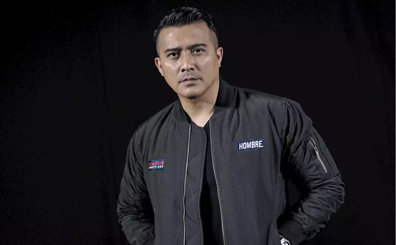 Muat naik video ular, Aaron Aziz akui kesalahan