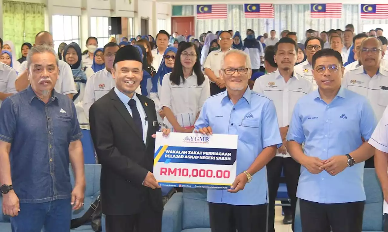 YGMB sumbang wakalah zakat RM10,000 kepada pelajar asnaf Sabah