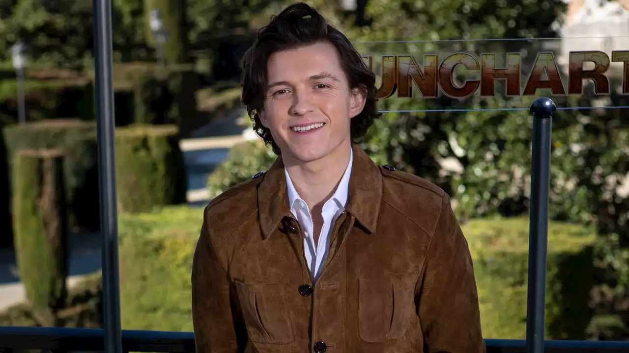 Tom Holland Got Sober After Learning His “Triggers” Filming New TV Show