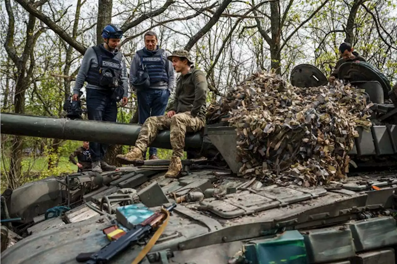 Brigada ucraniana afirma que tropas russas fugiram de Bakhmut