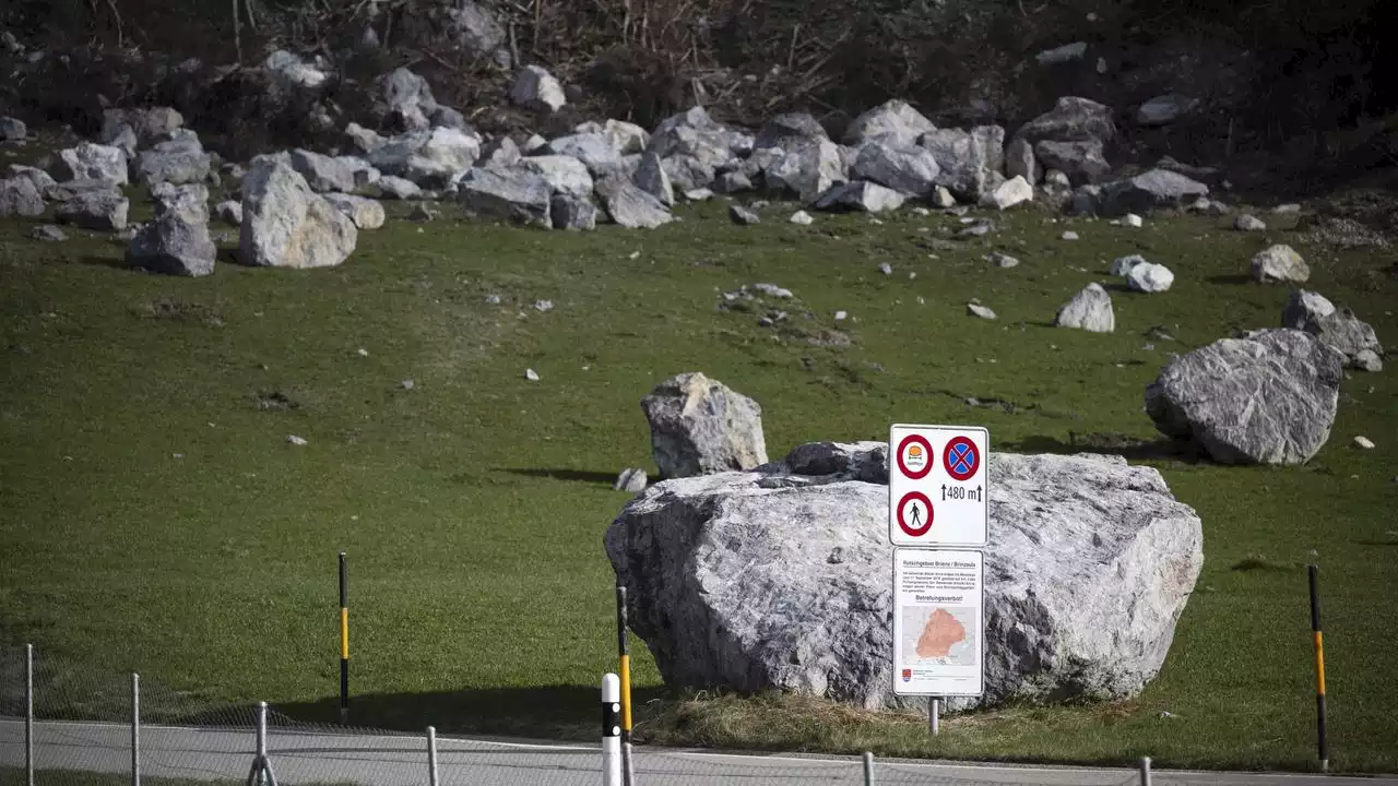 Graubünden: Schweizer Bergdorf von Felslawine bedroht