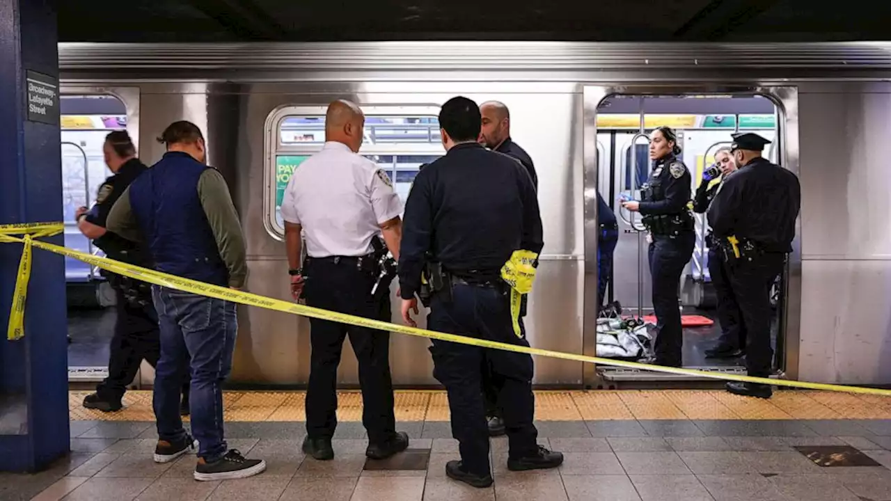 Daniel Penny, man who choked subway rider Jordan Neely, to face criminal charges: Sources