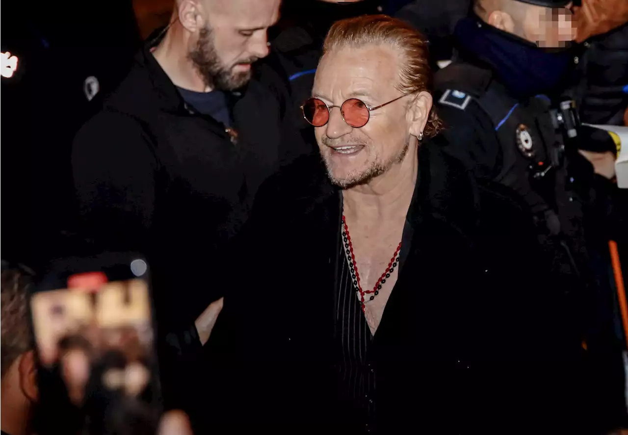 Bono Vox a Napoli, compleanno al ristorante: 'Sono allergico alla Juve'