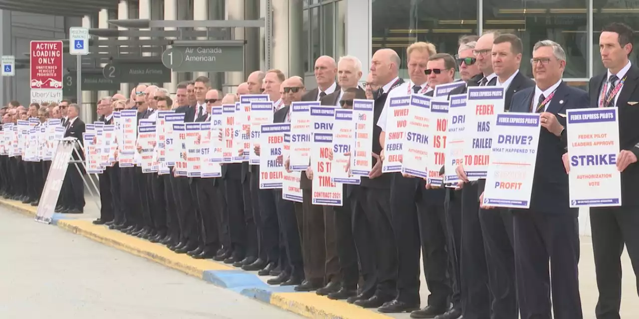 FedEx pilots take a break from the skies to stand their ground