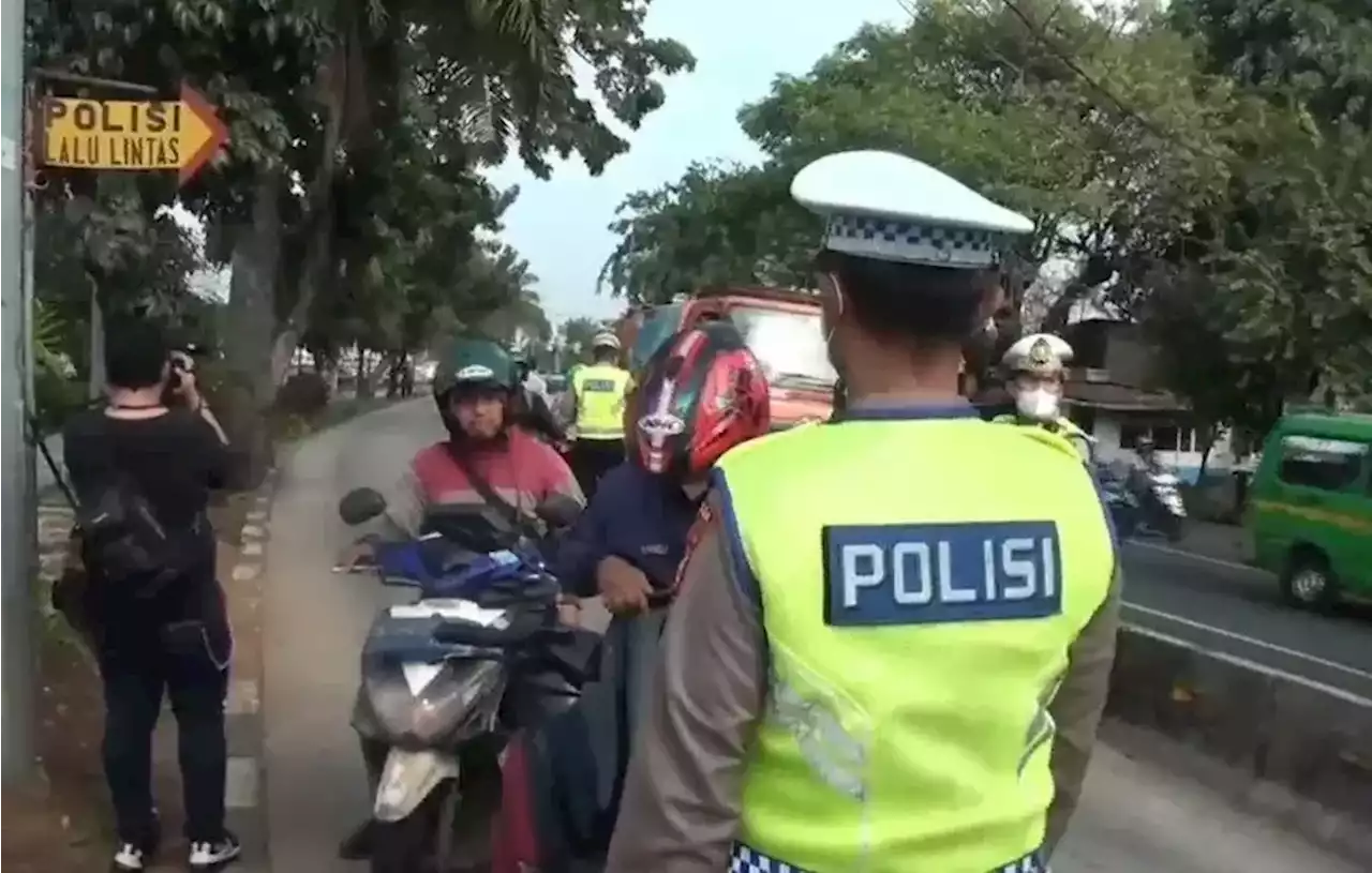 Berlakukan Lagi Tilang Manual, Polisi Diprotes Para Pelanggar Lalu Lintas