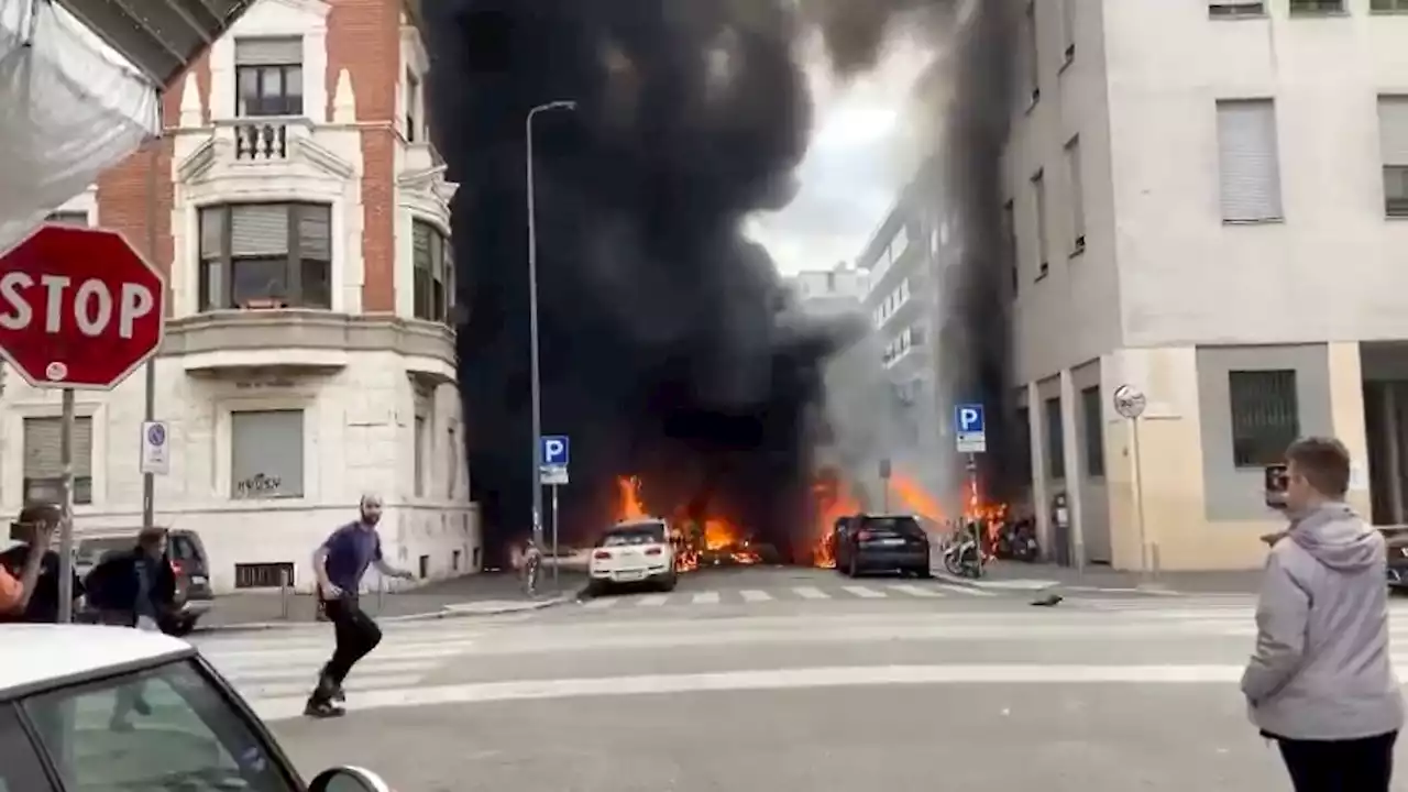 Explosion in Mailänder Innenstadt zerstört mehrere Fahrzeuge