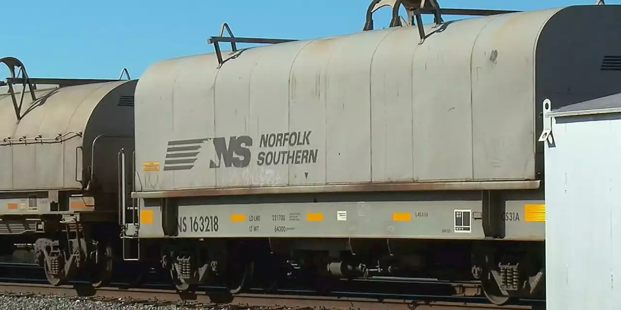 Norfolk Southern train derails in Pennsylvania, 20 miles from East Palestine