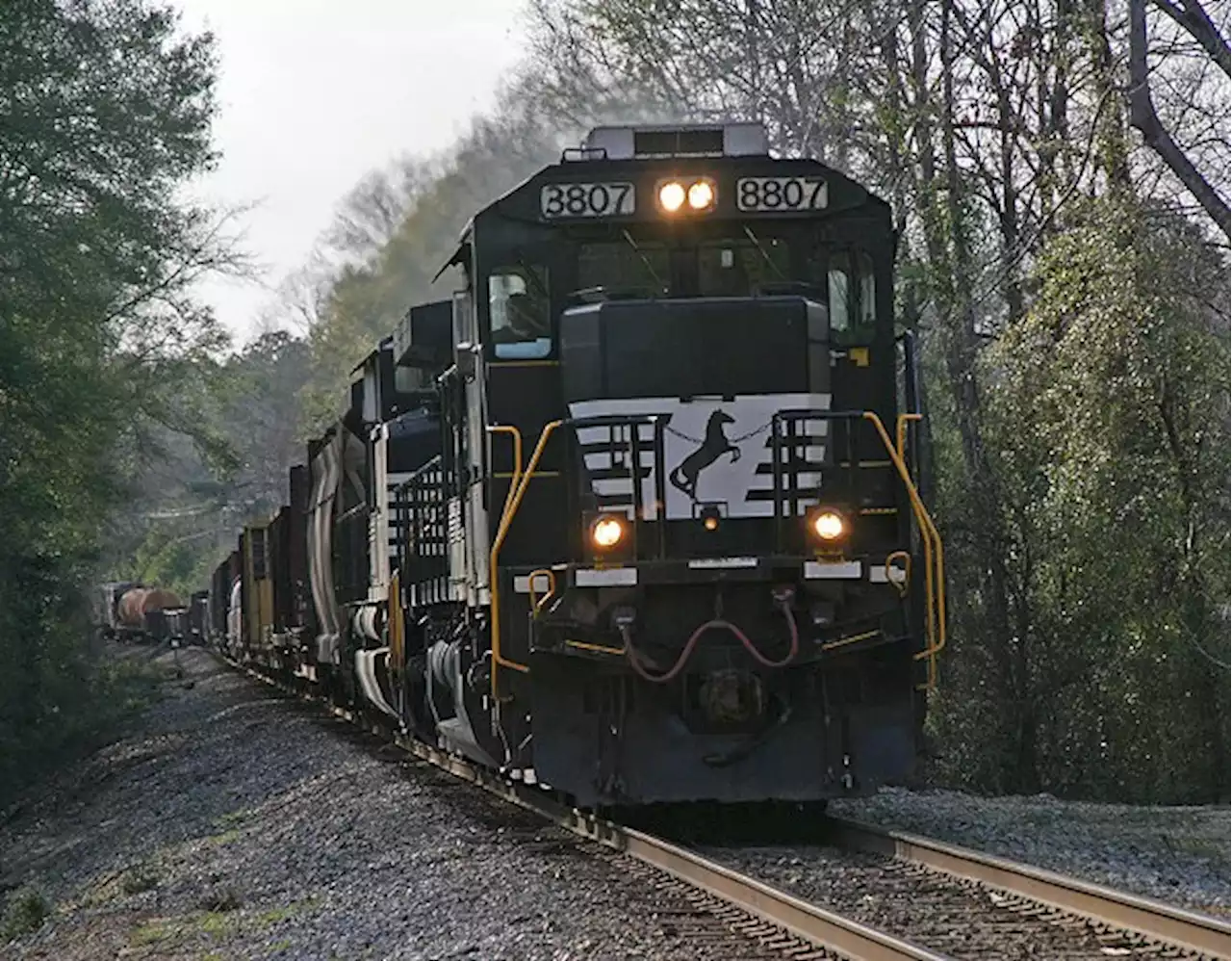 Another Norfolk Southern Train Has Derailed 20 Miles from East Palestine