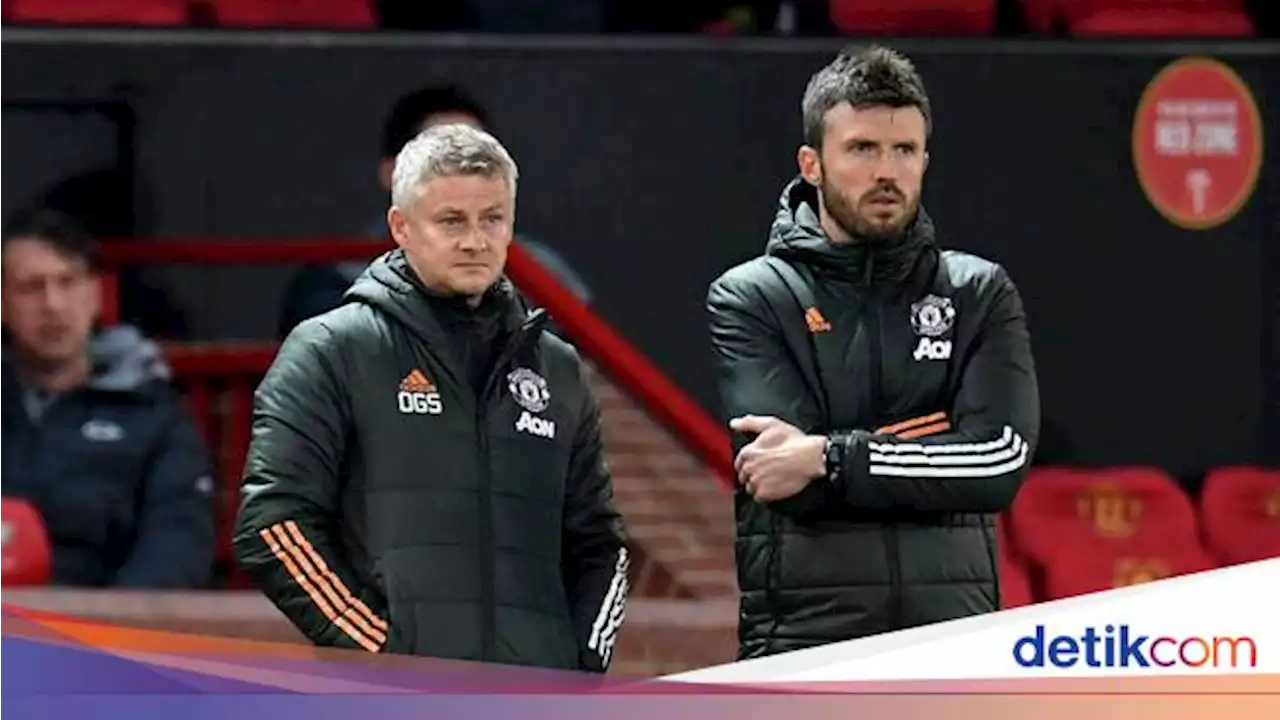 Solskjaer Ingin Lihat Carrick Jadi Manajer MU di Masa Depan