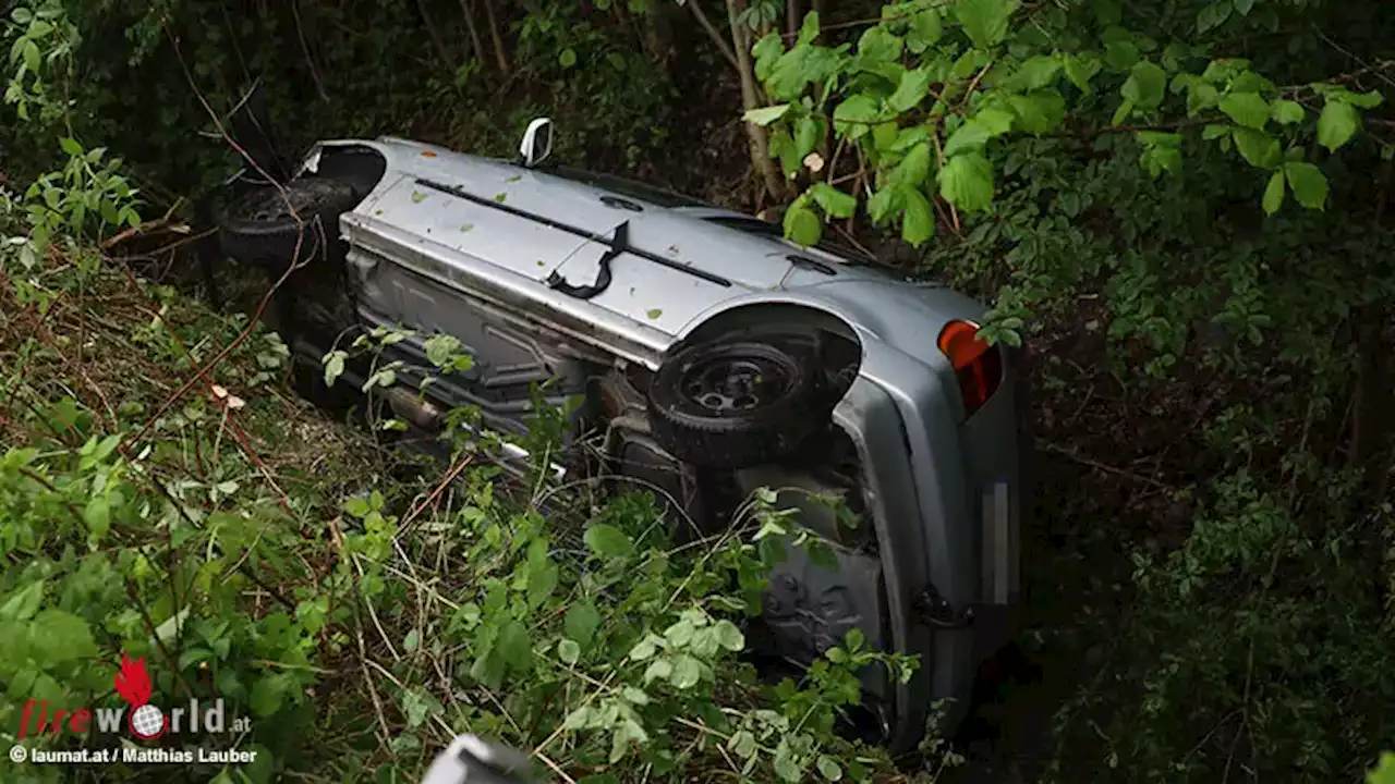 Oö: Auto in Tollet im Kroisbach gelandet