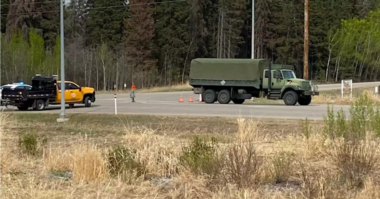 Alberta wildfires: Where and how are Canadian Armed Forces deployed? | Globalnews.ca