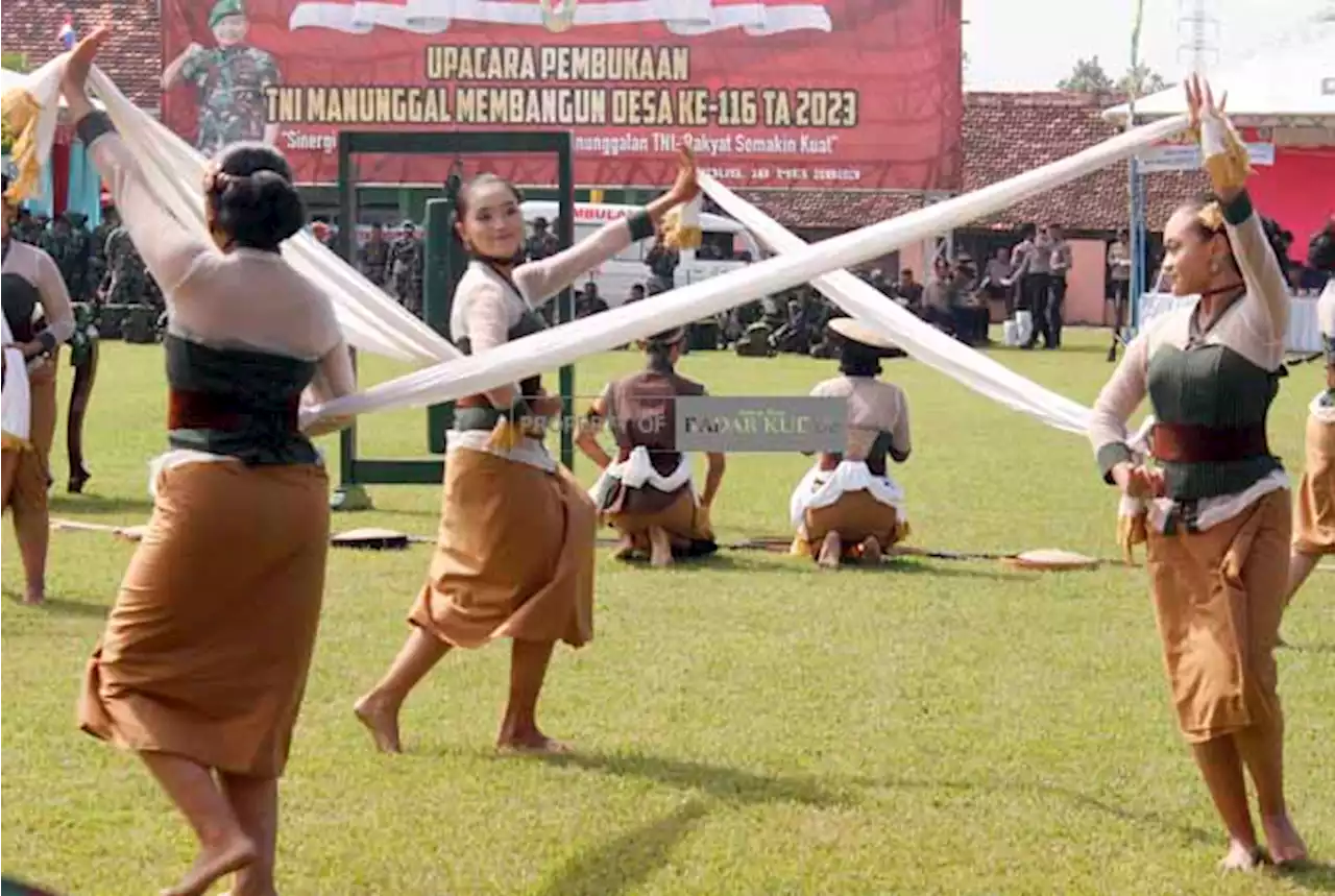 Berlangsung Meriah, Pembukaan TMMD ke-116 Kodim Kudus Disuguhi Tari Caping Kalo