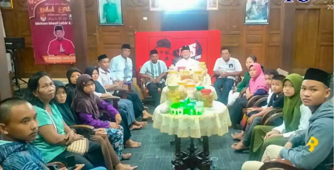 Viral Video Remaja Ludahi Spanduk Megawati dan Puan Maharani, Lima Pelaku Minta Maaf