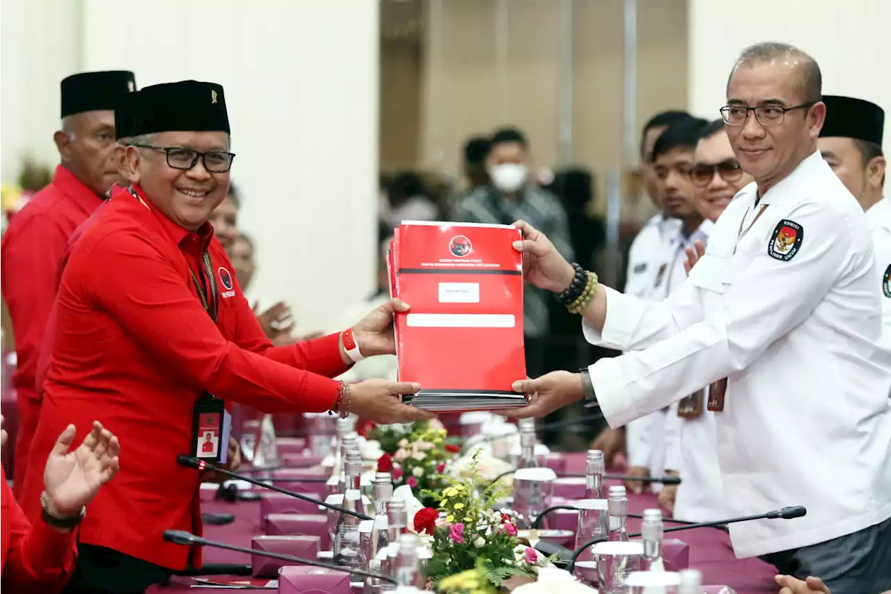 Bacaleg DPR RI dari PDIP, Ada Once Mekel Sampai Denny Cagur