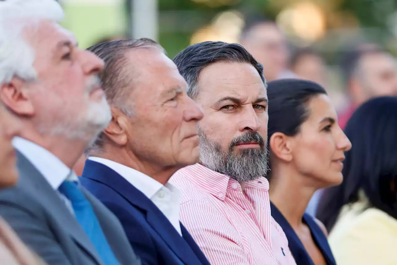 Patada al diccionario de Santiago Abascal en el mismo acto electoral en el que defendía 'poner en valor el español'