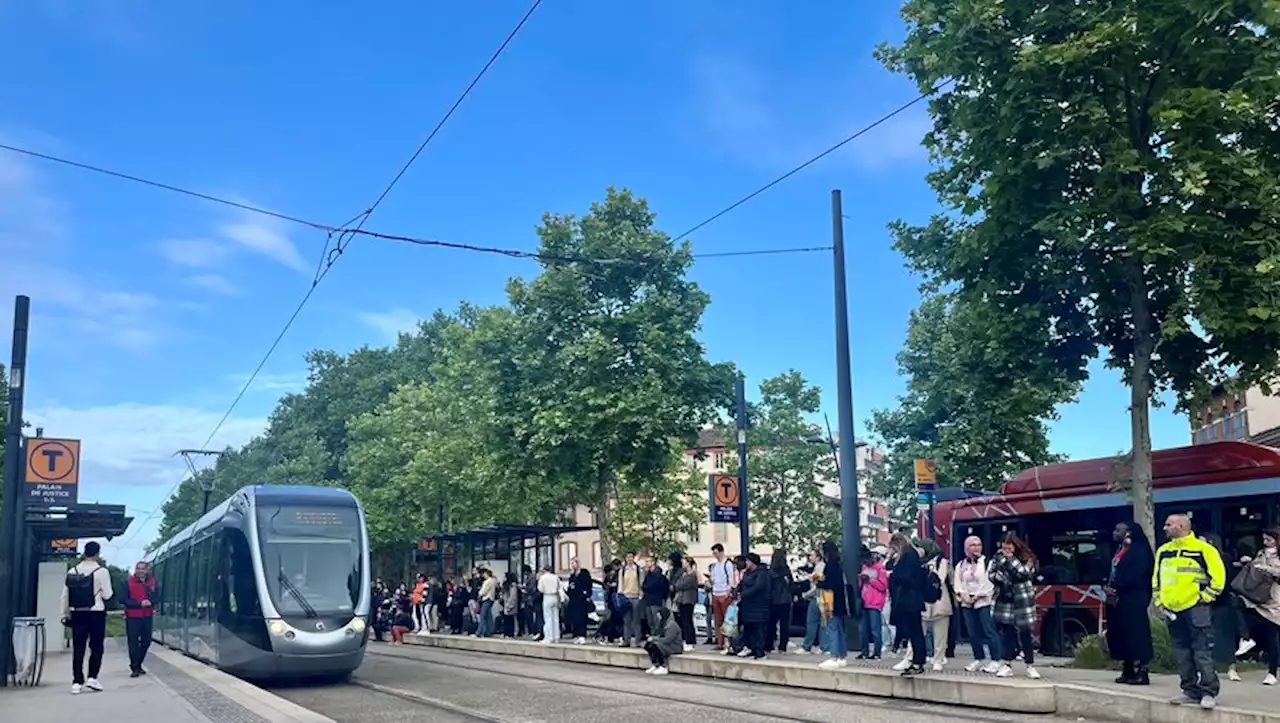 Grève Tisséo à Toulouse : 'Ces grèves nous épuisent', s'agacent des usagers