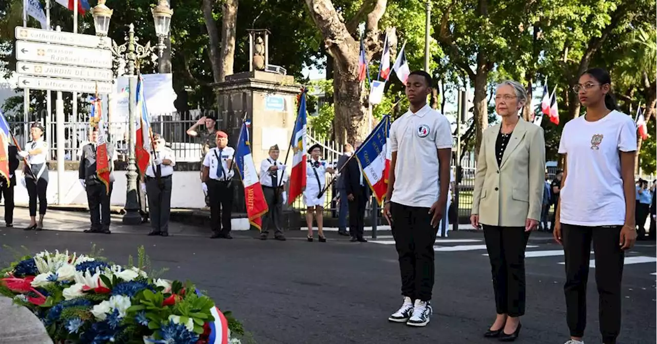 Borne en visite à La Réunion au chevet du 'quotidien' de ses habitants