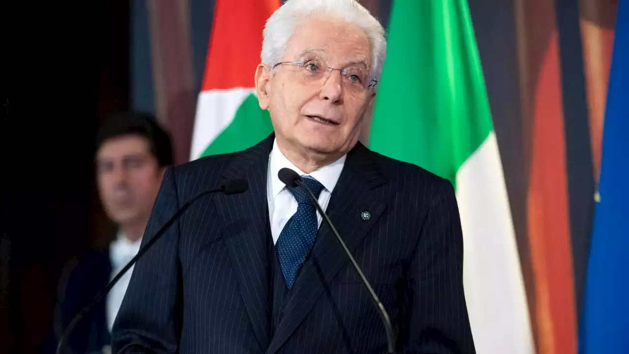 Mattarella: “La coesione sociale si misura sulla capacità di dare un futuro ai giovani”