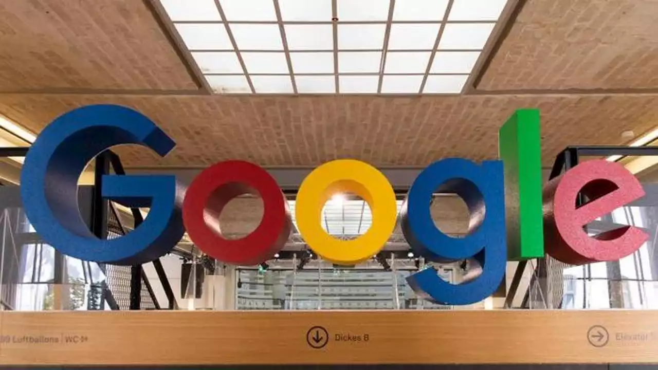 Mosca multa Google per non aver cancellato video sulle relazioni Lgbt