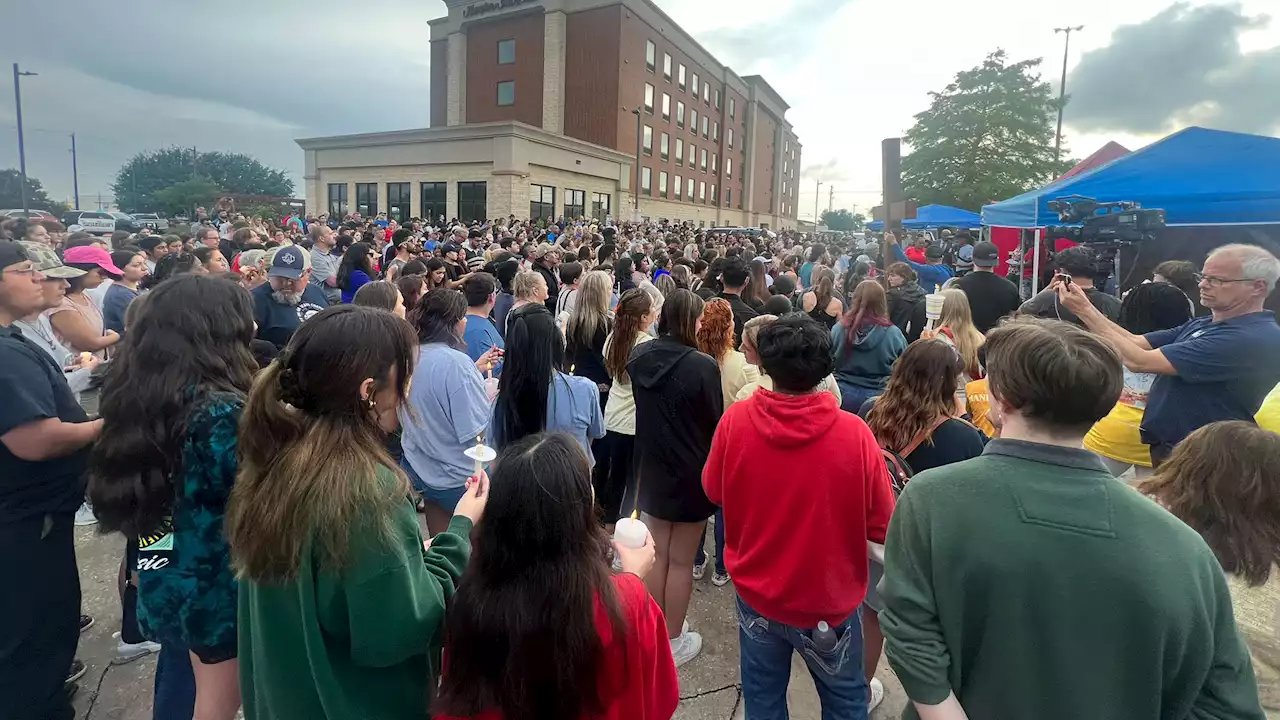 Hundreds Attend Vigil for Allen Mall Shooting Victims