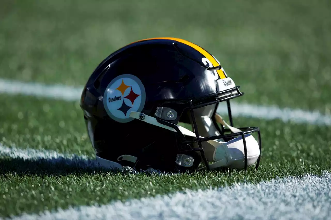 Pittsburgh Steelers star spotted in wrestling ring in Mexico