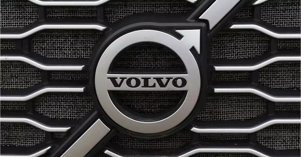 Volvo Cars delays EX90 production start