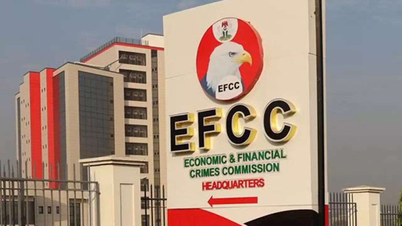 How Anti-Graft Agency, EFCC Dehumanises Visitors, Petitioners, Delays Them Under Sun, Other Inhumane Treatments | Sahara Reporters