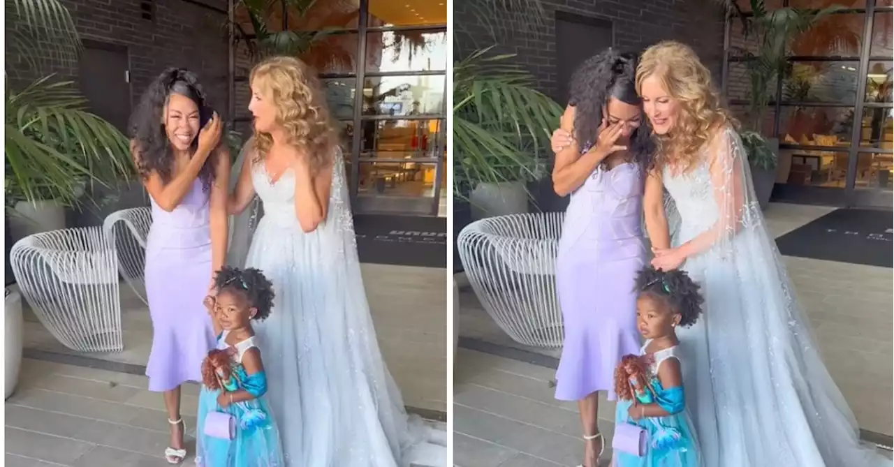 Watch A Little Girl & Her Mom Meet The Original 'Little Mermaid' & Try Not To Uncontrollably Weep