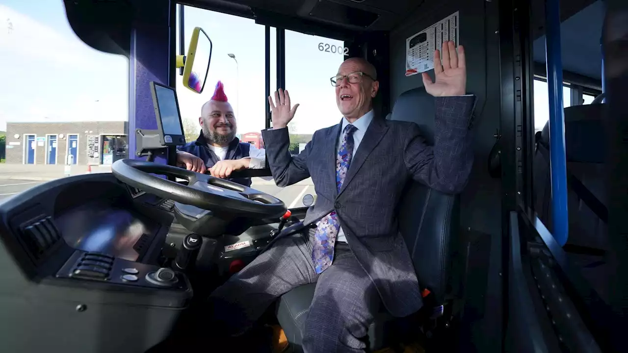 Edinburgh: 'World's first' driverless bus service doesn't quite live up to the hype