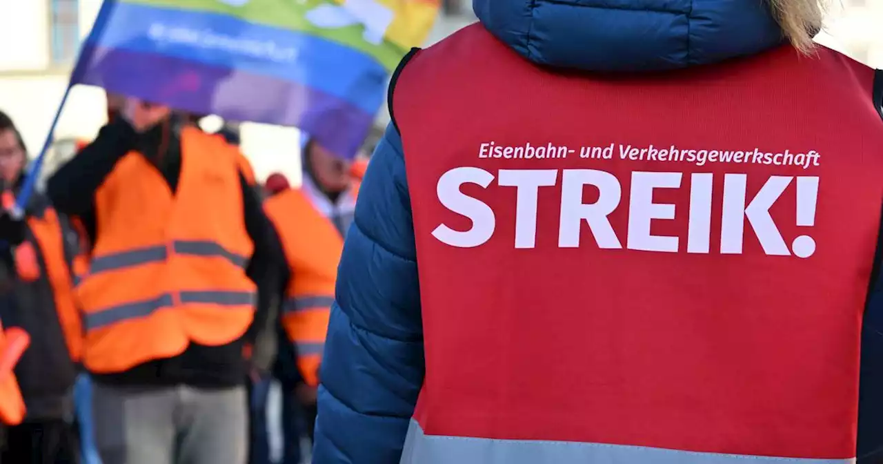 50 Stunden Stillstand: Gewerkschaft weitet Bahn-Streik massiv aus – das kommt auf Kunden ab Sonntag zu