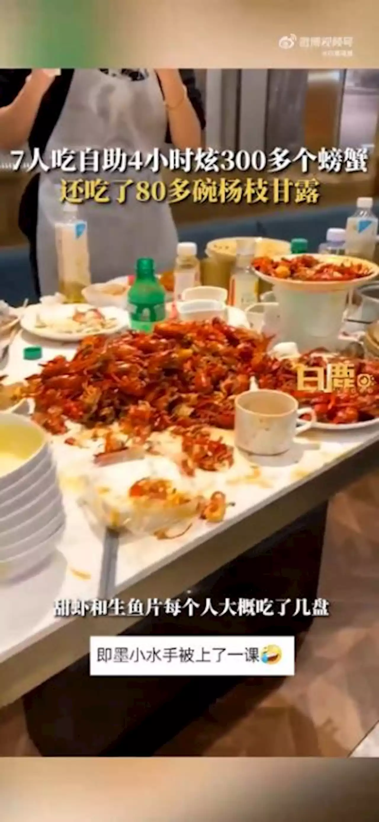 Diners split opinion after eating 300 crabs, 80 desserts & 50 fruit at buffet