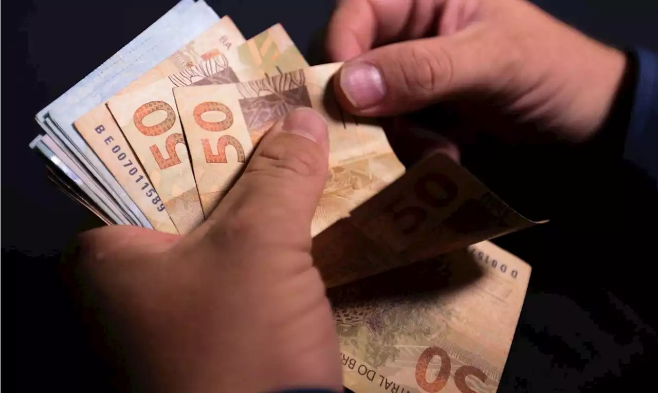 Auxílio Brasil e emprego contribuem para desigualdade de renda recuar para menor nível da série histórica