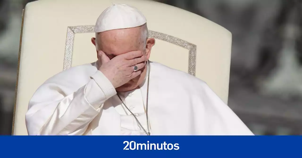 El Papa pierde la paciencia con una mujer que le pide bendición para su perro: 'Señora, muchos niños sufren hambre'