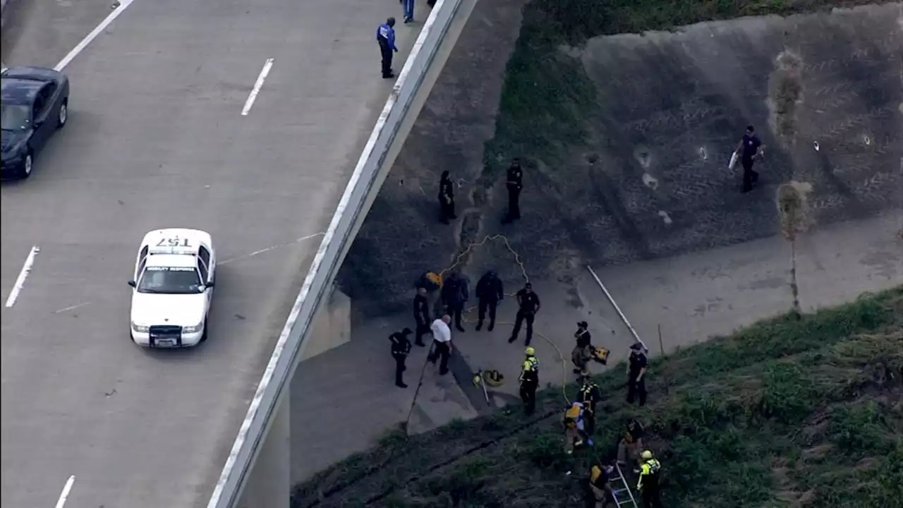 Body found near Texas Spur 5 in Brays Bayou during search for man who jumped in to help 2 kids