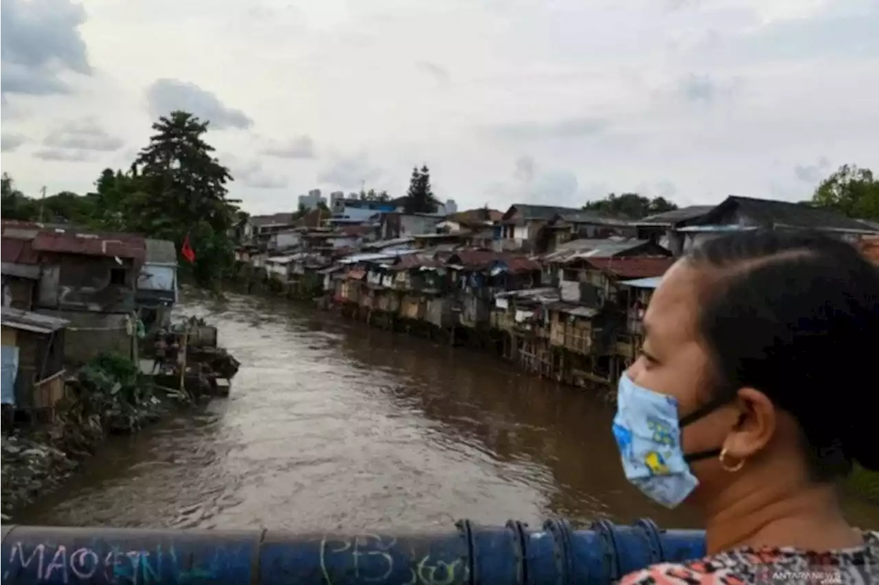 DKI kemarin, normalisasi Kali Ciliwung hingga pendaftaran bacaleg