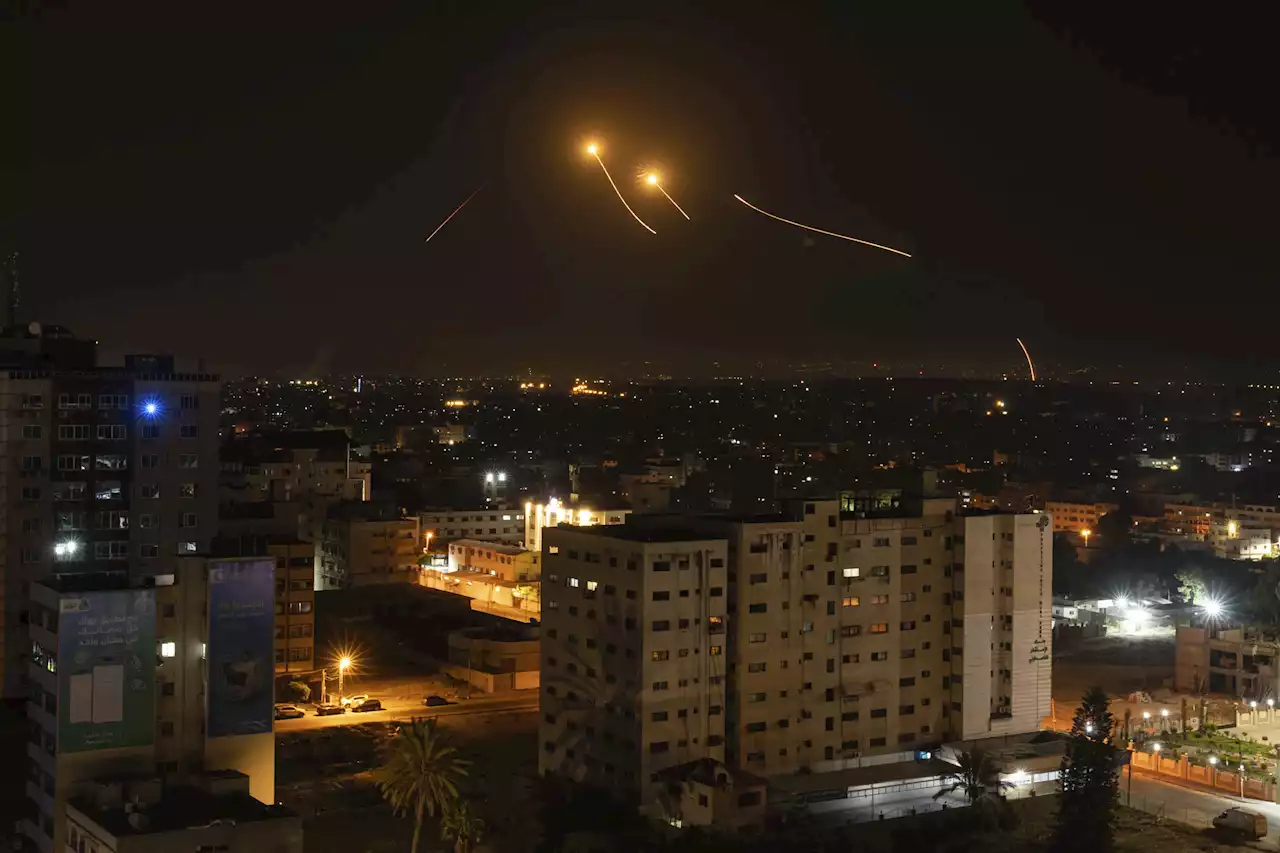 Israeli airstrikes on Gaza continue even as hopes for a cease-fire grow