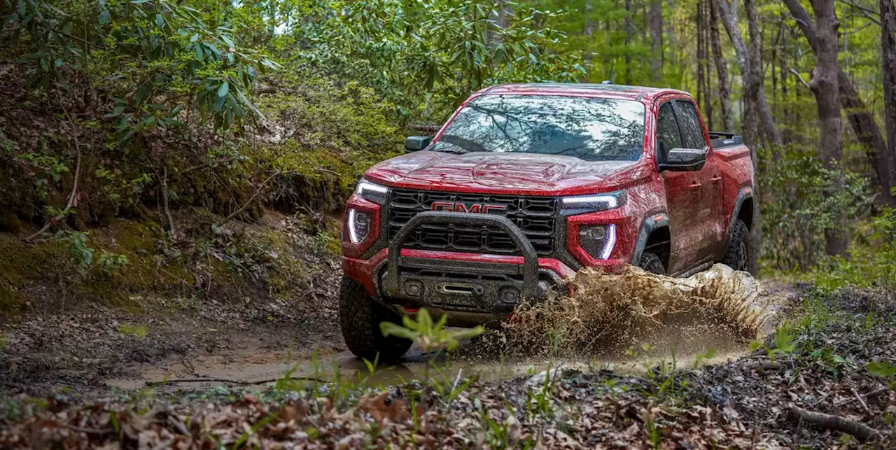 The 2023 GMC Canyon Takes the Best from the Colorado