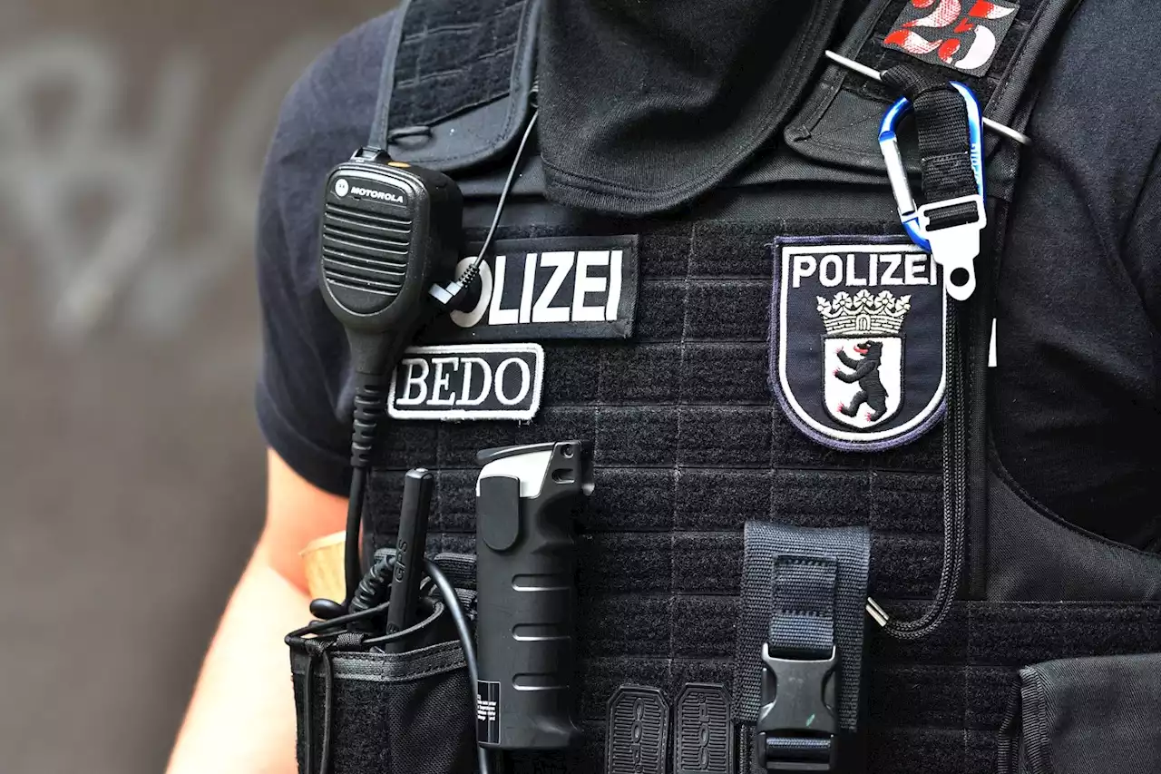 Berliner Polizei verstärkt Sicherheit