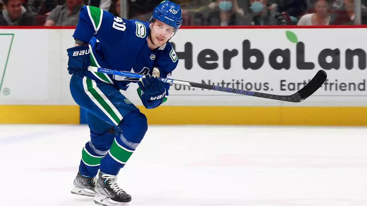 Canucks to hold five-day training camp in Victoria