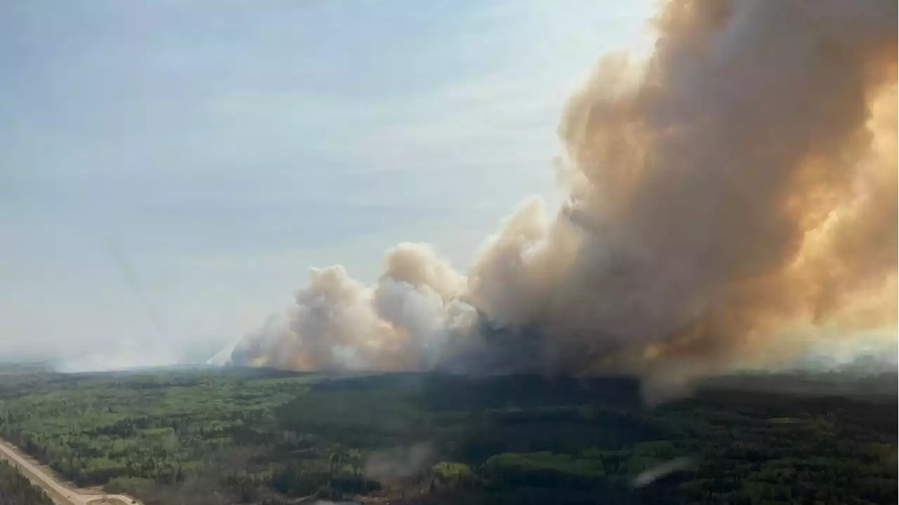 Hectares burned in B.C. wildfires four times higher as high heat moves in