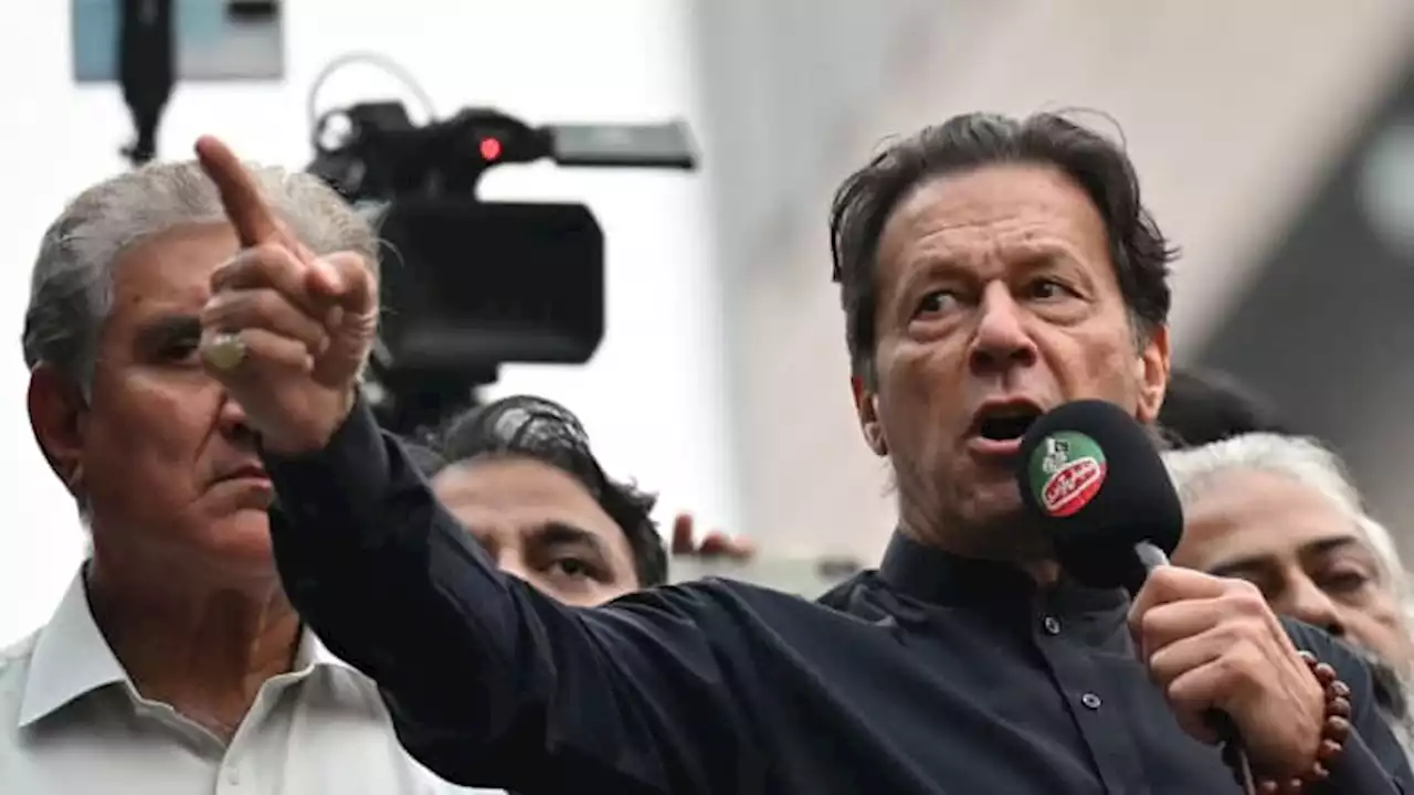 Pakistan court orders Imran Khan's release on bail, lawyer says